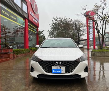 Hyundai Accent 2021 - Màu trắng, giá 415tr