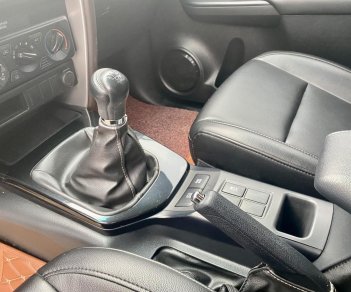 Toyota Fortuner 2019 - Biển Hà Nội, chính chủ từ đầu