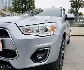 Mitsubishi Outlander Sport 2014 - Xe màu bạc, nhập khẩu