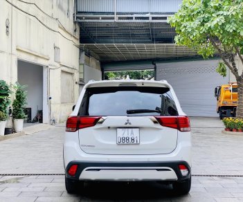 Mitsubishi Outlander 2020 - Xe đẹp, nhanh tay liên hệ