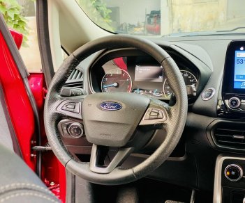 Ford EcoSport 2018 - Xe màu đỏ nổi bật