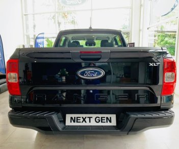Ford Ranger 2023 - Xe sẵn tại đại lý -Tặng phụ kiện, giảm tiền mặt 30tr + thẻ bảo dưỡng 50tr + bảo hiểm