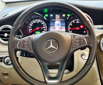Mercedes-Benz GLC 250 2019 - 01 chủ từ đầu