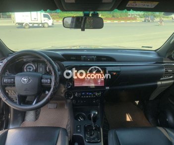 Toyota Hilux   G 18.19 AT máy dầu 2 cầu rất mới 2018 - Toyota Hilux G 18.19 AT máy dầu 2 cầu rất mới