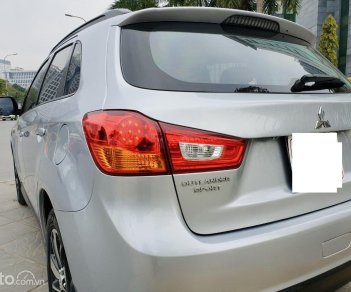 Mitsubishi Outlander Sport 2014 - Xe màu bạc, nhập khẩu