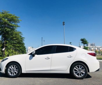 Mazda 3 2015 - Biển Sài Gòn siêu đẹp