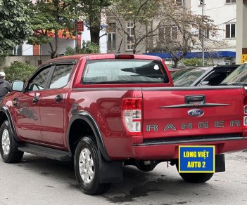 Ford Ranger 2021 - Cần bán xe máy dầu, màu đỏ, xe nhập khẩu