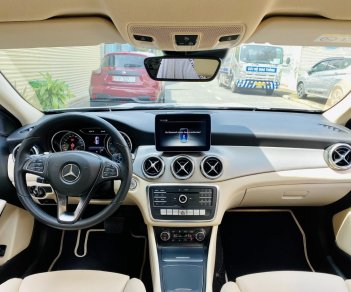 Mercedes-Benz GLA 200 2017 - Hỗ trợ ngân hàng lên 70% giá trị xe, thủ tục nhanh gọn