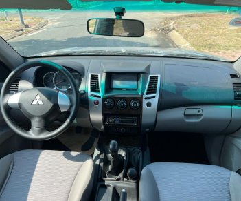 Mitsubishi Pajero Sport 2011 - Bán xe số sàn 2 cầu