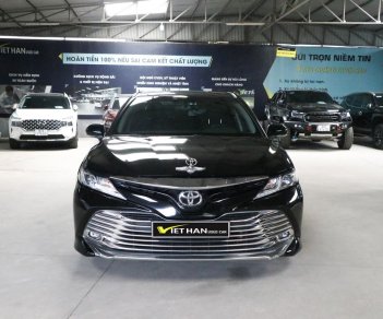 Toyota Camry 2021 - Màu đen, nhập khẩu, 968 triệu