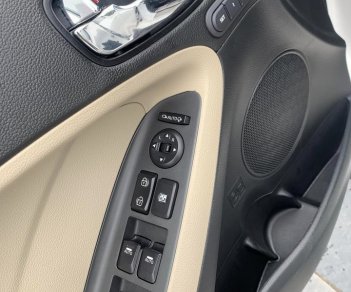 Kia Cerato 2018 - Màu trắng, xe nhập, 495 triệu