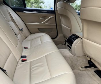 BMW 523i 2011 - Màu xanh lam, nhập khẩu nguyên chiếc