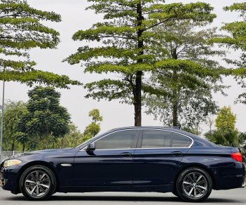 BMW 523i 2011 - Màu xanh lam, nhập khẩu nguyên chiếc