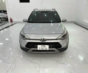 Hyundai i20 Active 2016 - Màu bạc, nhập khẩu