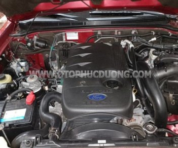 Ford Everest 2011 - Xe màu đỏ số tự động