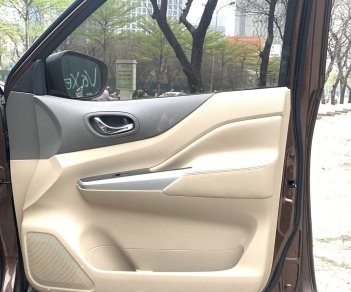 Nissan Navara 2015 - Màu nâu, nhập khẩu nguyên chiếc