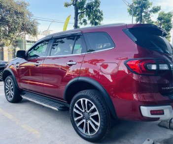 Ford Everest 2021 - Phụ kiện đi kèm: Phim cách nhiệt, camera, ốp cua vè, lót sàn 5D