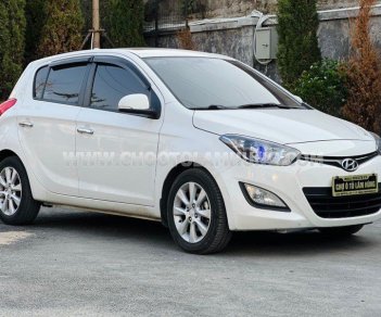 Hyundai i20 2013 - Màu trắng, nhập khẩu nguyên chiếc, 345 triệu