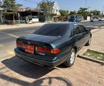 Toyota Camry 2001 - Số sàn