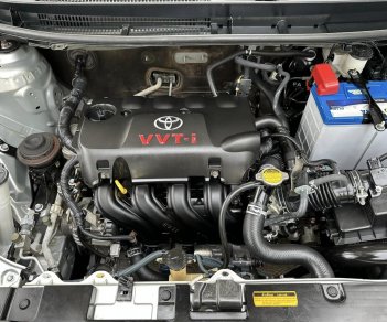 Toyota Vios 2014 - Màu bạc số sàn