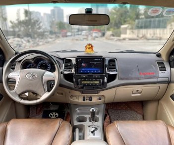 Toyota Fortuner 2012 - Toyota Fortuner 2012 số tự động tại Hà Nội