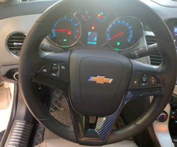 Chevrolet Cruze 2015 - Màu trắng