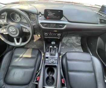 Mazda 6 2017 - Màu đỏ