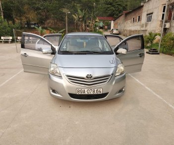 Toyota Vios 2012 - Xe màu bạc giá cạnh tranh