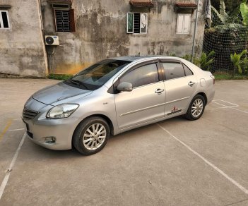 Toyota Vios 2012 - Xe màu bạc giá cạnh tranh