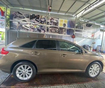 Toyota Venza 2009 - Xe màu nâu, xe nhập