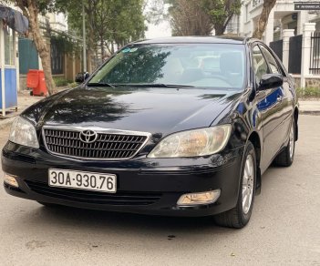 Toyota Camry 2002 - Màu đen