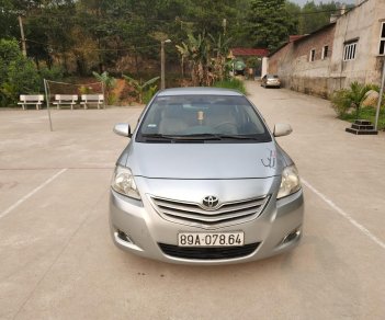 Toyota Vios 2012 - Xe màu bạc giá cạnh tranh