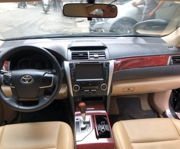 Toyota Camry 2014 - Màu đen, biển Hà Nội