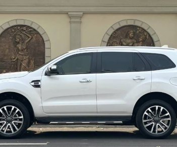 Ford Everest 2021 - Xe rất đẹp, nguyên bản 100%