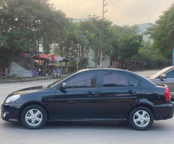 Hyundai Verna 2009 - Xe màu đen  