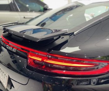 Porsche Panamera 2019 - Xe màu đen