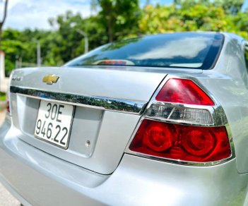 Daewoo Gentra 2009 - Xe màu bạc