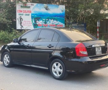 Hyundai Verna 2009 - Xe màu đen  