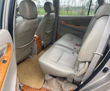 Toyota Innova 2010 - Đăng ký lần đầu 2010, chính chủ, giá tốt