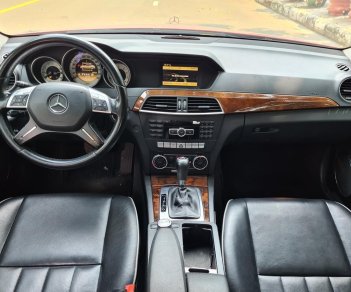 Mercedes-Benz C 250 2013 - Màu đỏ - Xe đẹp, giá tốt