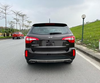 Kia Sorento 2018 - Cần bán gấp