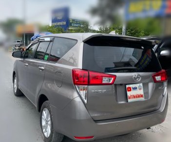 Toyota Innova 2019 - Màu xám