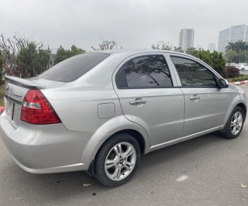 Chevrolet Aveo 2015 - Xe màu bạc giá ưu đãi