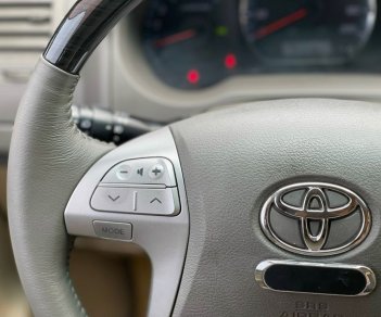 Toyota Fortuner 2012 - Form mới, 7 chỗ, số tự động