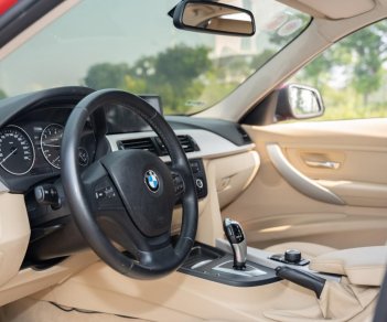 BMW 320i 2013 - Xe còn mới, giá tốt 550tr