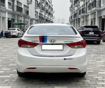 Hyundai Elantra 2011 - Form mới