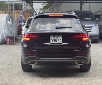 Mercedes-Benz GLC 300 2016 - Xe màu đen