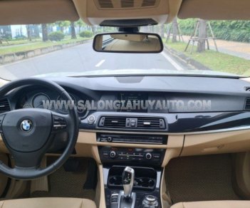 BMW 520i 2013 - Màu trắng nội thất kem