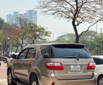 Toyota Fortuner 2011 - Xe miễn bàn về chất, giá tốt cho anh em vào việc sớm