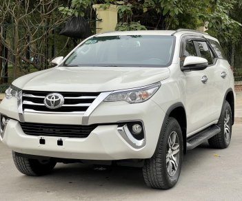 Toyota Fortuner 2020 - Màu trắng, nhập khẩu